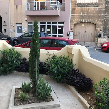 Oleander Butts Inn Zebbug  Bagian luar foto