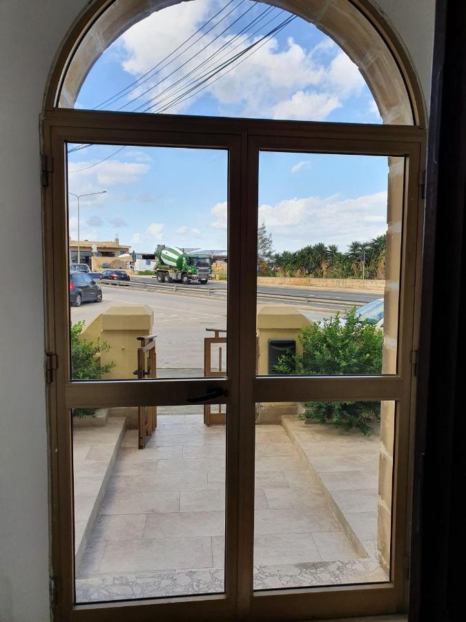 Oleander Butts Inn Zebbug  Bagian luar foto
